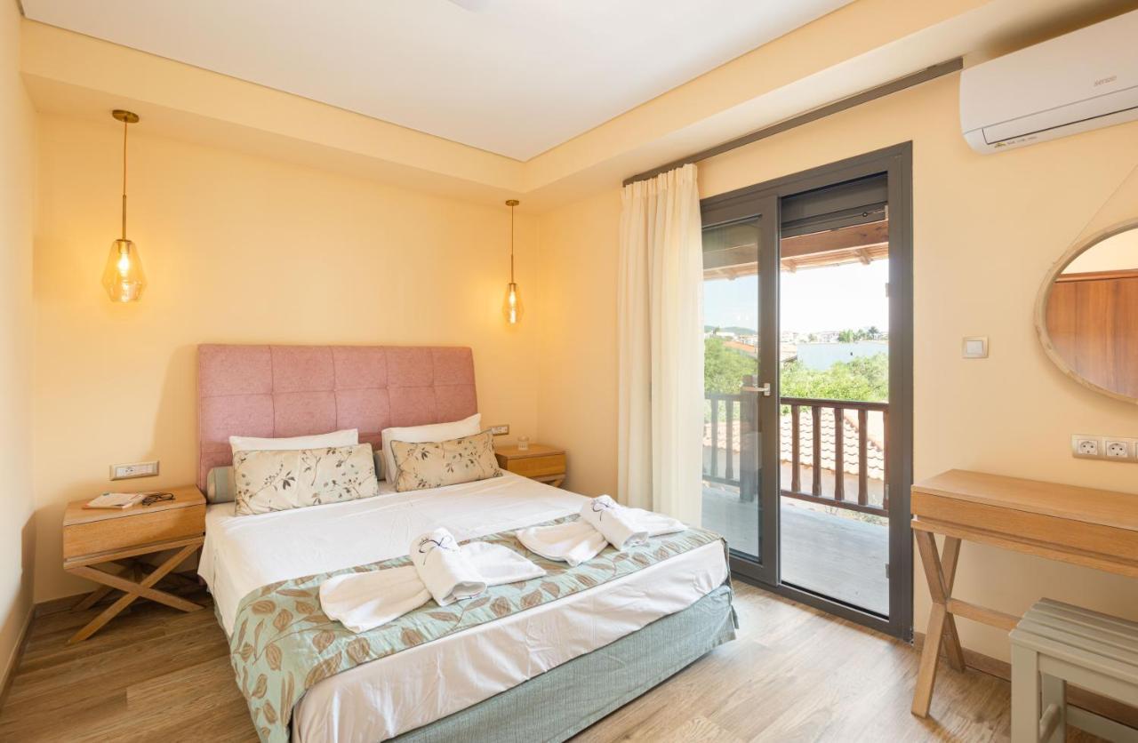 Regos Resort Hotel Neos Marmaras Eksteriør bilde